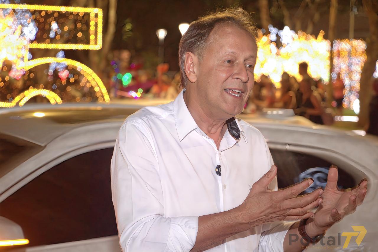 VÍDEO - Prefeito de Terra Roxa destaca início das festividades natalinas e programação de aniversário do município