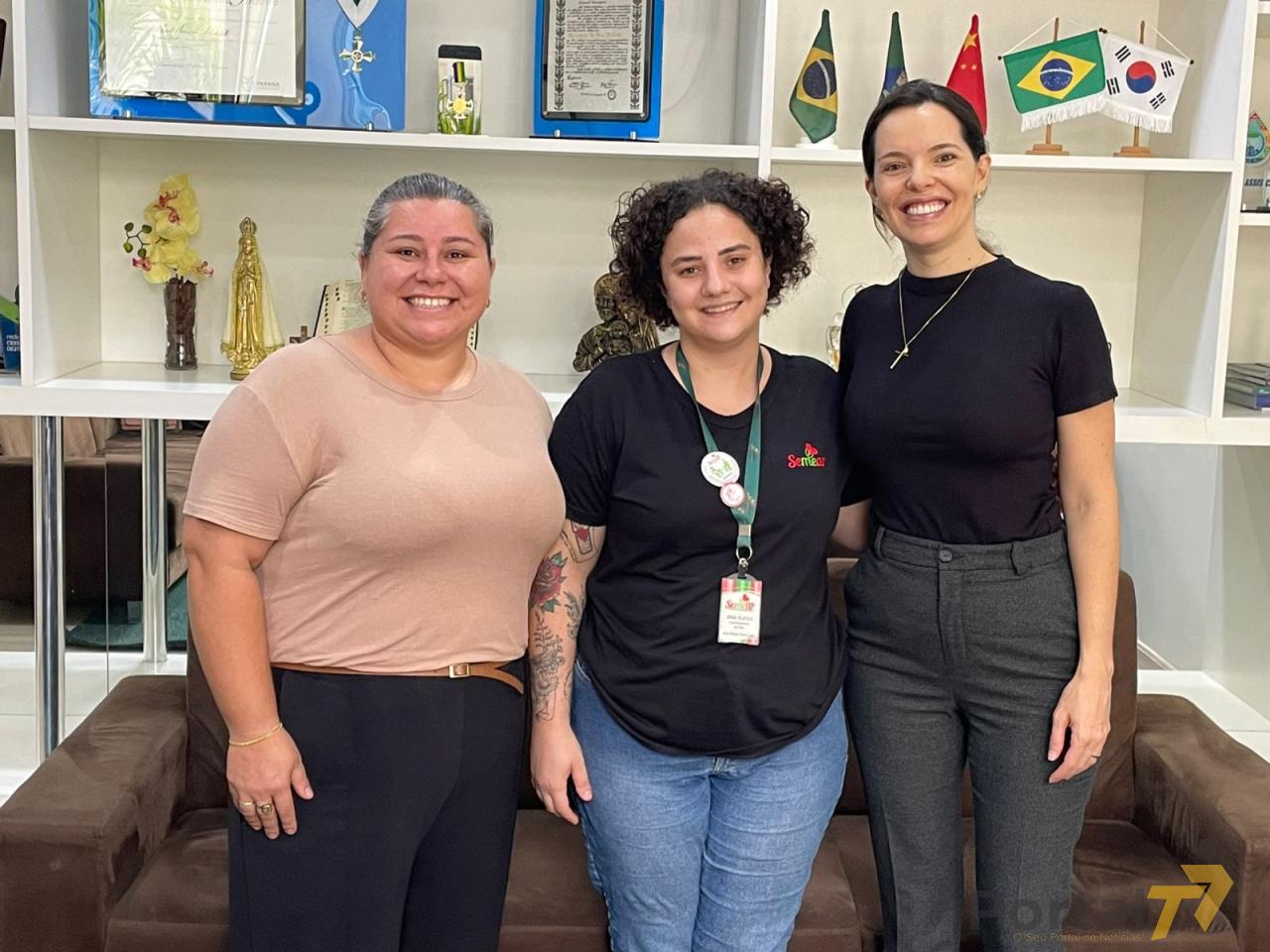 Assis - Franciane Micheletto recebe coordenadora da Sociedade Semear para discutir parcerias