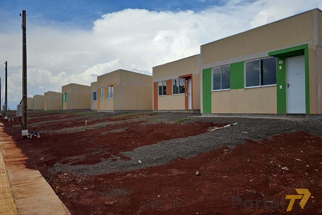 Toledo - Com apoio do Governo do Estado, 84 casas são entregues a moradores