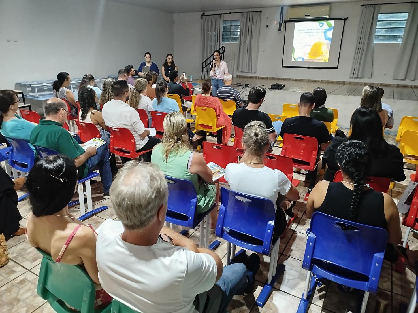 Reunião debate a Saúde do Trabalhador e da Trabalhadora como Direito Humano