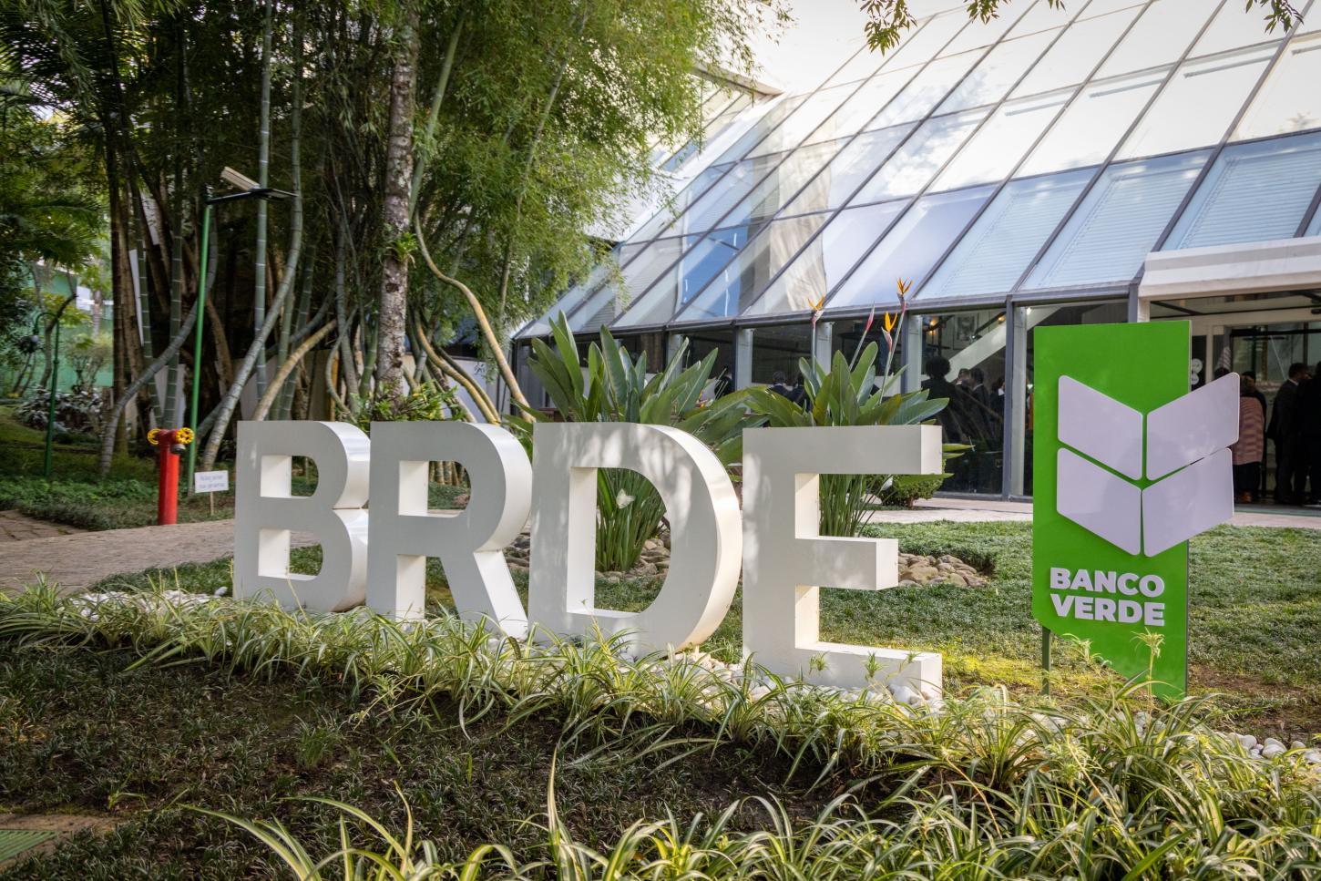 Operações do BRDE no Paraná geram 30,7 mil empregos e R$ 234 milhões em tributos