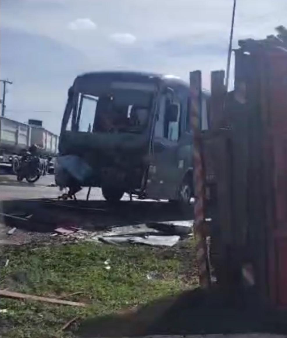 Vídeo- Mais um acidente é registrado no trevo de Maripá