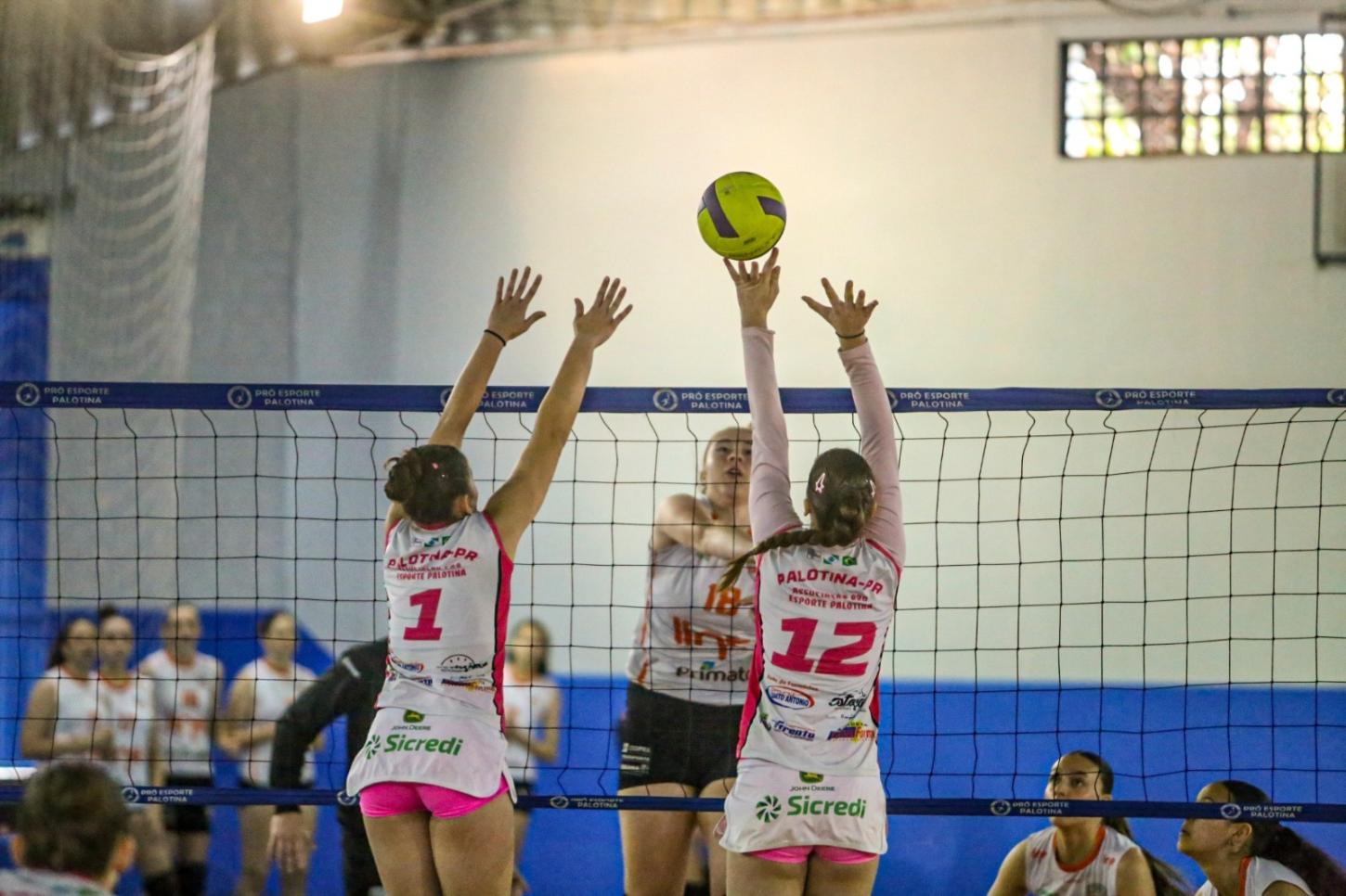 Palotina fica em terceiro lugar na 4ª etapa da Copa Integração de Voleibol Feminino