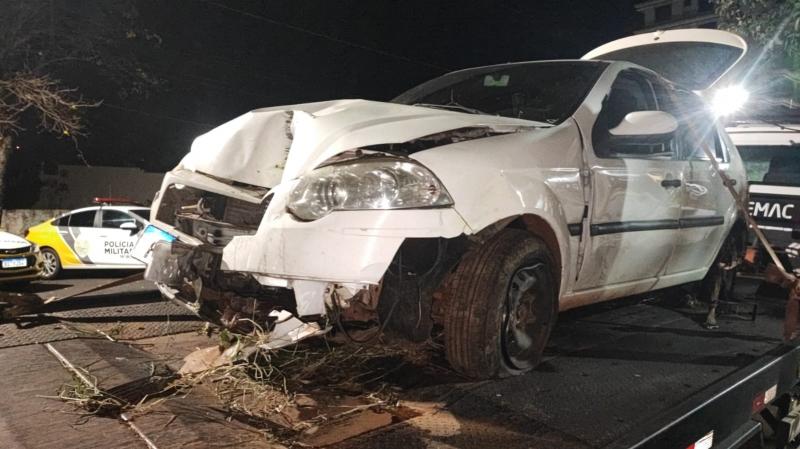 Após fuga entre Mercedes e Marechal, carro lotado de maconha é apreendido pela PM