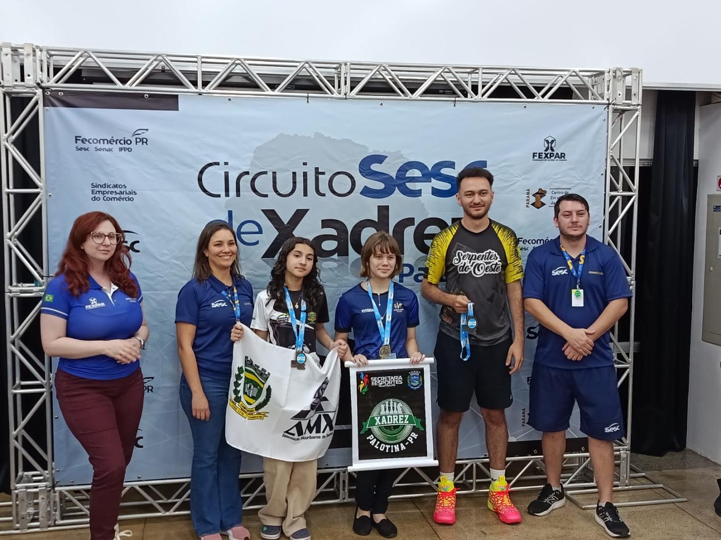 Xadrez de Palotina conquista dois títulos no Circuito SESC em Cascavel