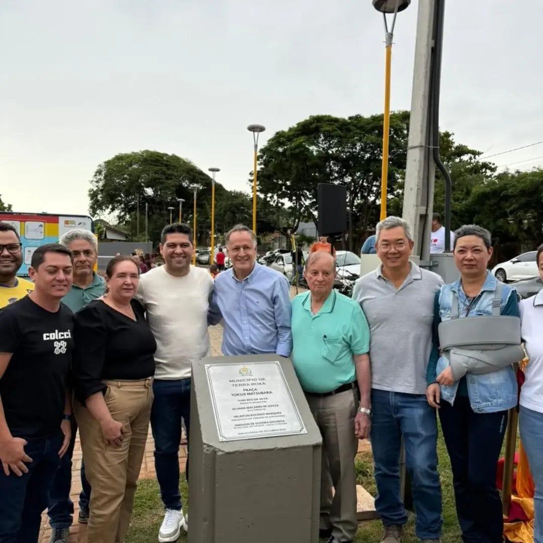 Vereador Miltinho participa da inauguração da Praça Tokuji Matsubara em Terra Roxa