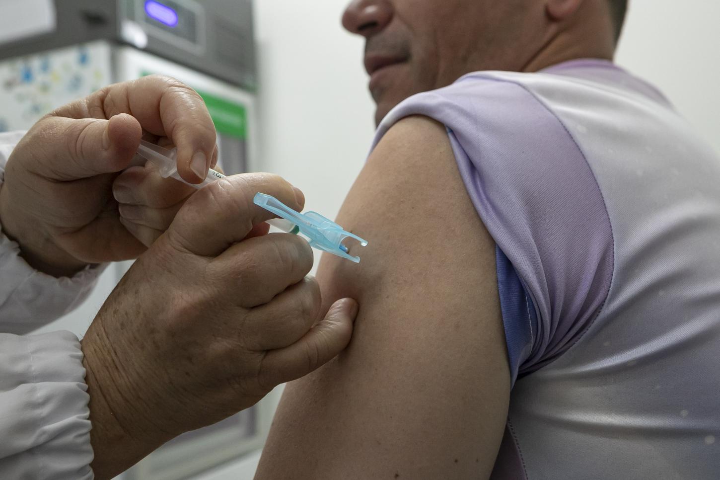 Paraná aplica quase 500 mil doses durante a campanha de multivacinação de outubro
