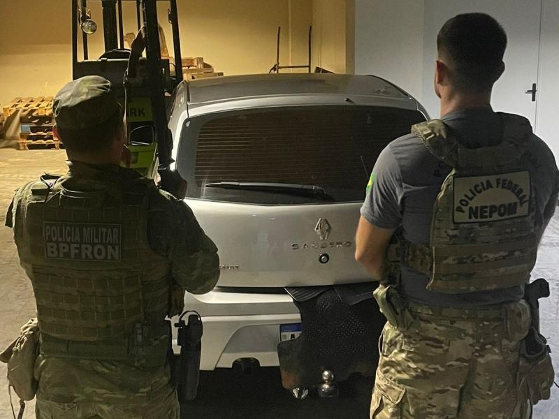 Jovem é preso em Mercedes com carro carregado de drogas