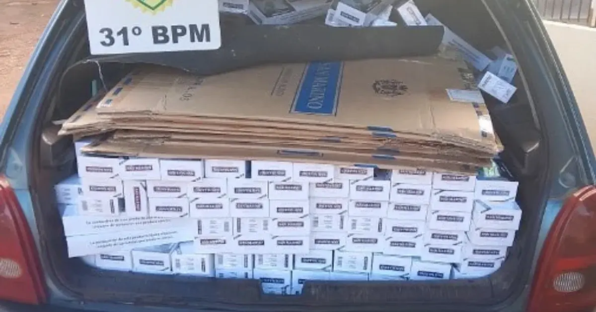 Polícia Militar de Palotina apreende carga de cigarros contrabandeados