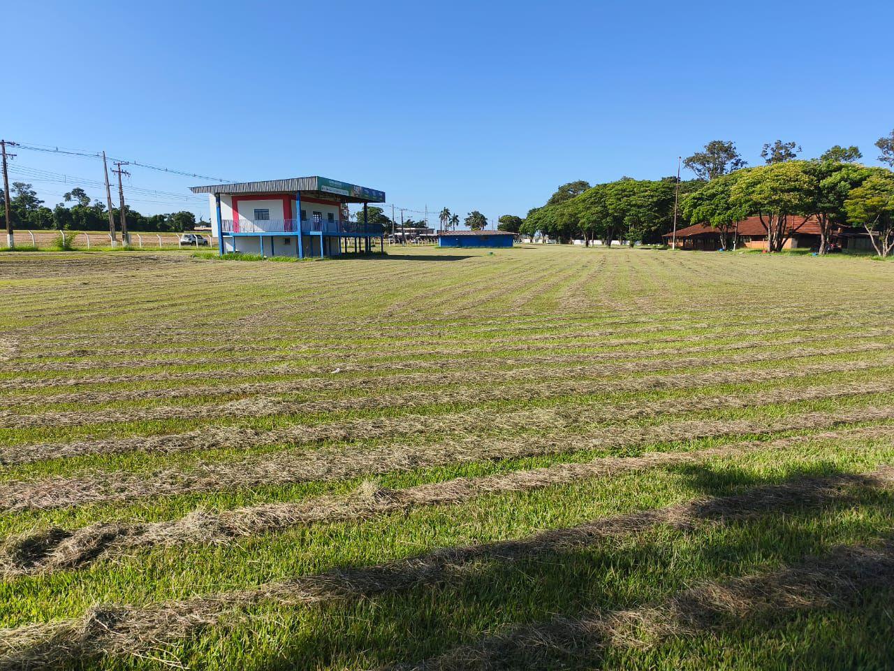 Prefeitura inicia serviços de manutenção no parque para preparação da Expo Palotina 2026