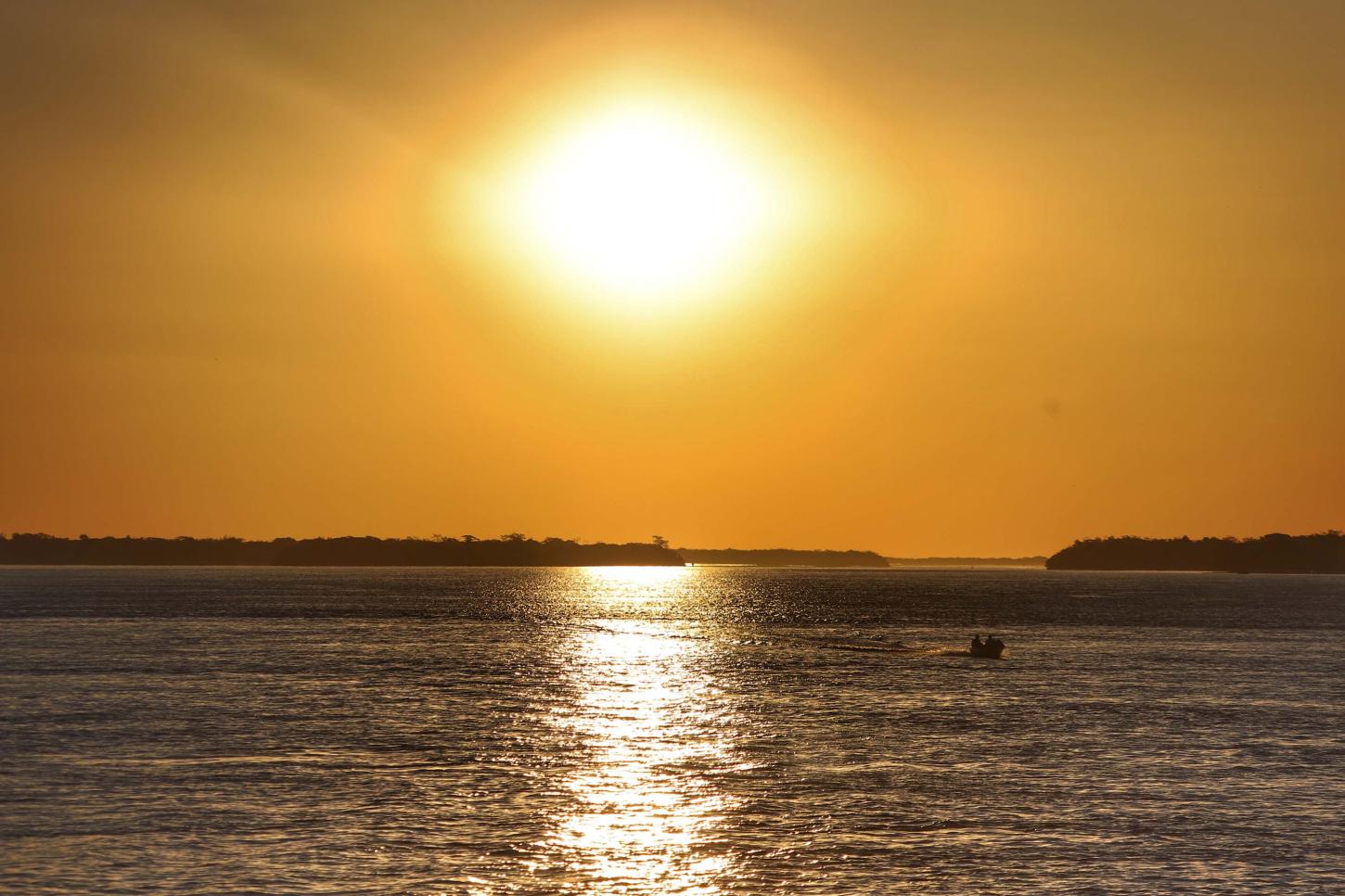 Aviso meteorológico: sexta-feira terá recordes de calor e sábado tempestades no Paraná