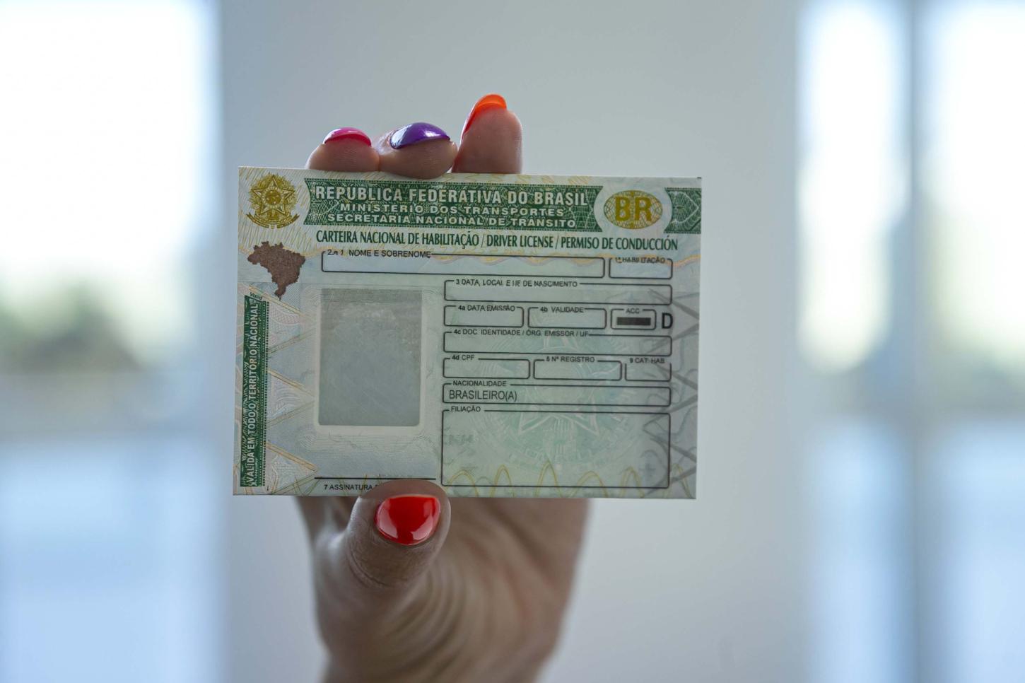 Em menos de uma semana, 26 mil paranaenses se inscrevem na CNH Social