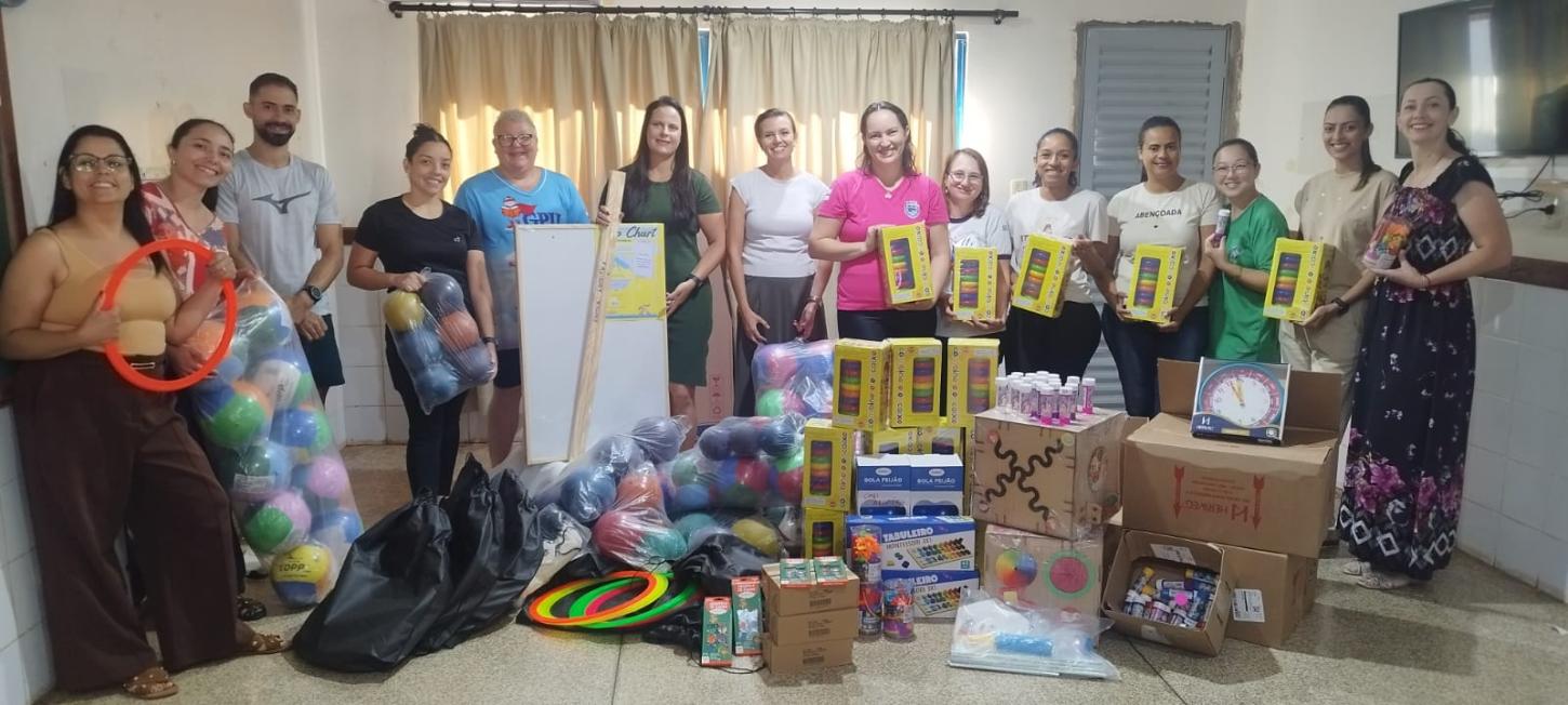 Escolas e CMEIs de Palotina recebem novos materiais pedagógicos e esportivos