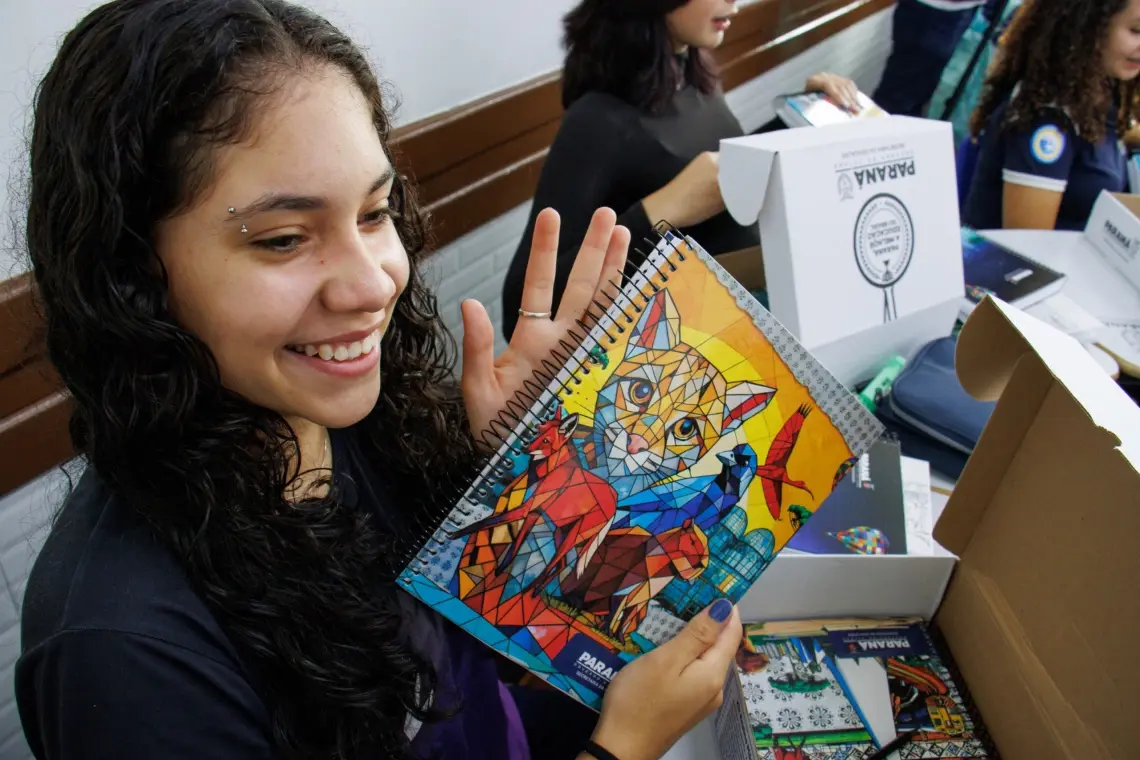 Infraestrutura, tecnologia e novas unidades: 1 milhão de alunos da rede estadual voltam às aulas