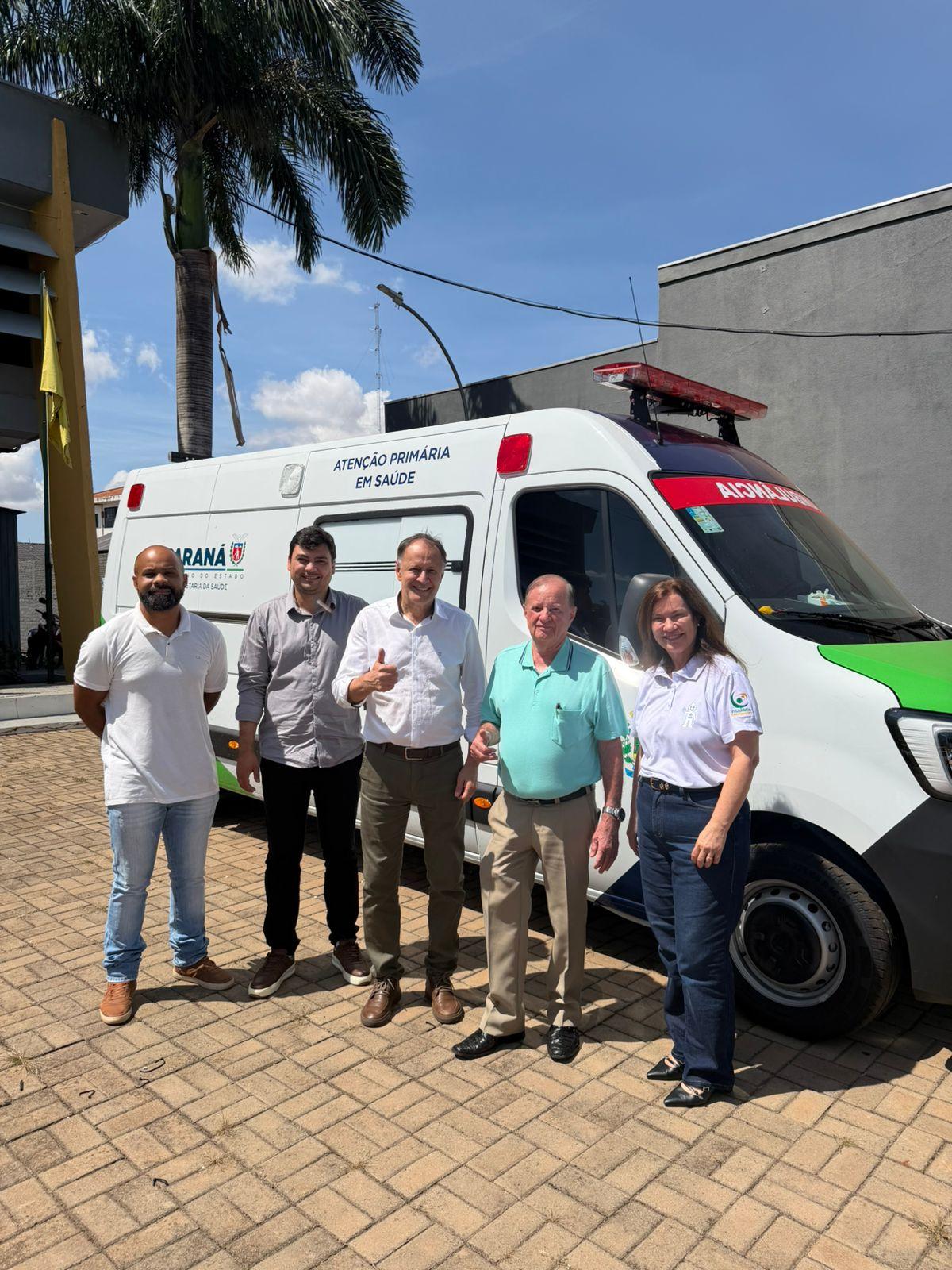Terra Roxa recebe nova ambulância para reforçar atendimento na Saúde