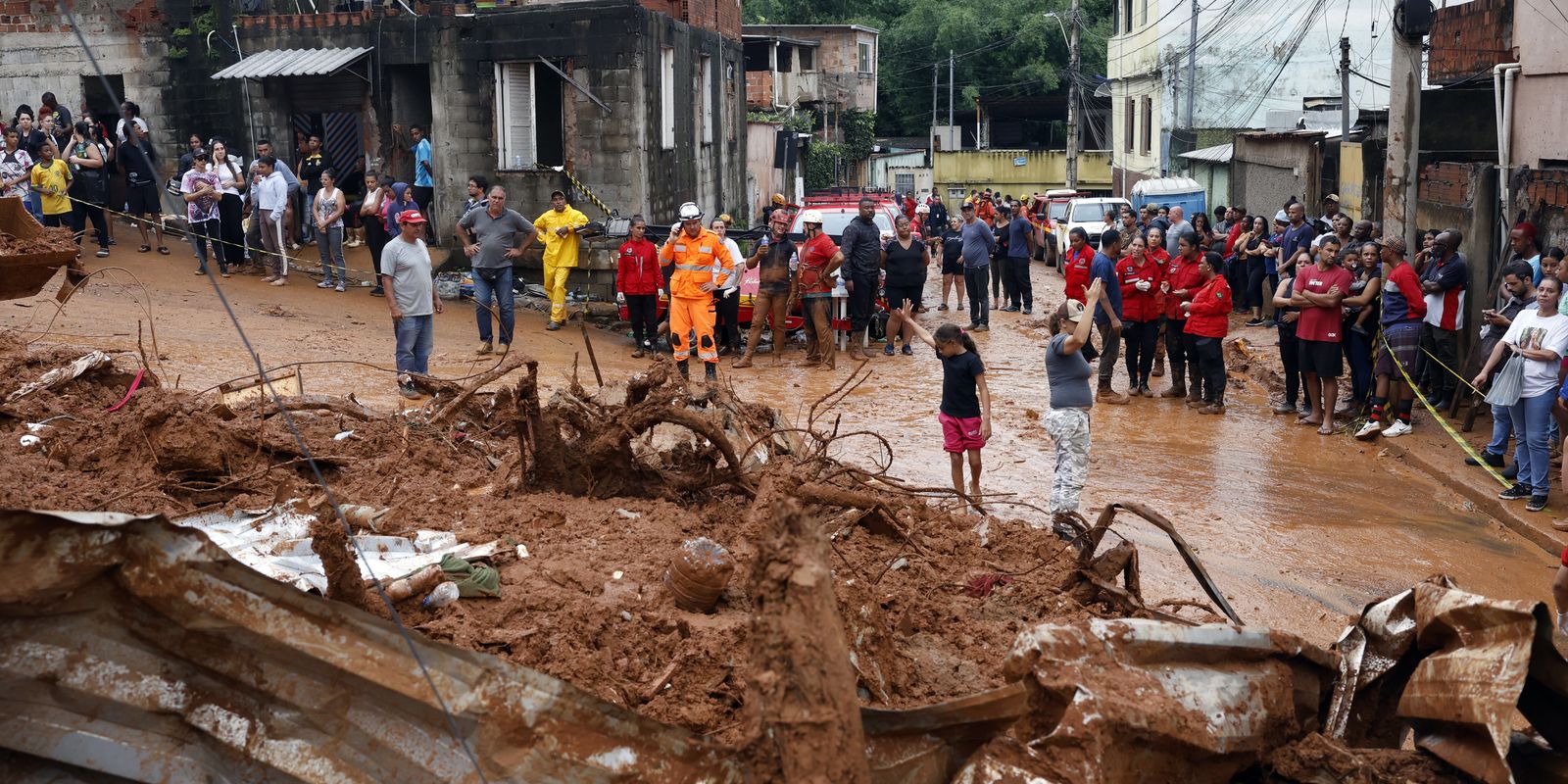 Uma em cada quatro pessoas vive em áreas de risco em Juiz de Fora