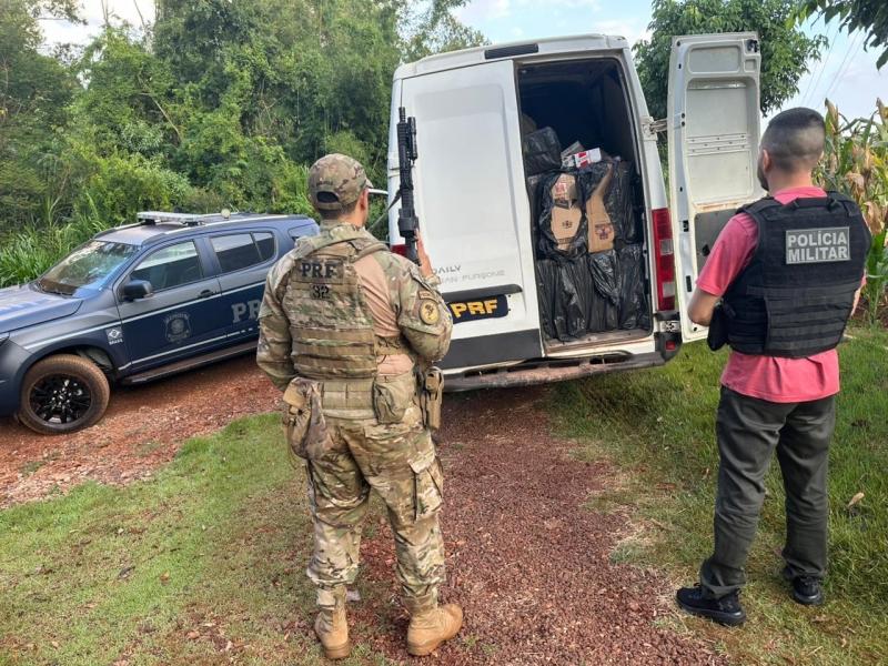 Van carregada com cigarros contrabandeados é apreendida em Toledo