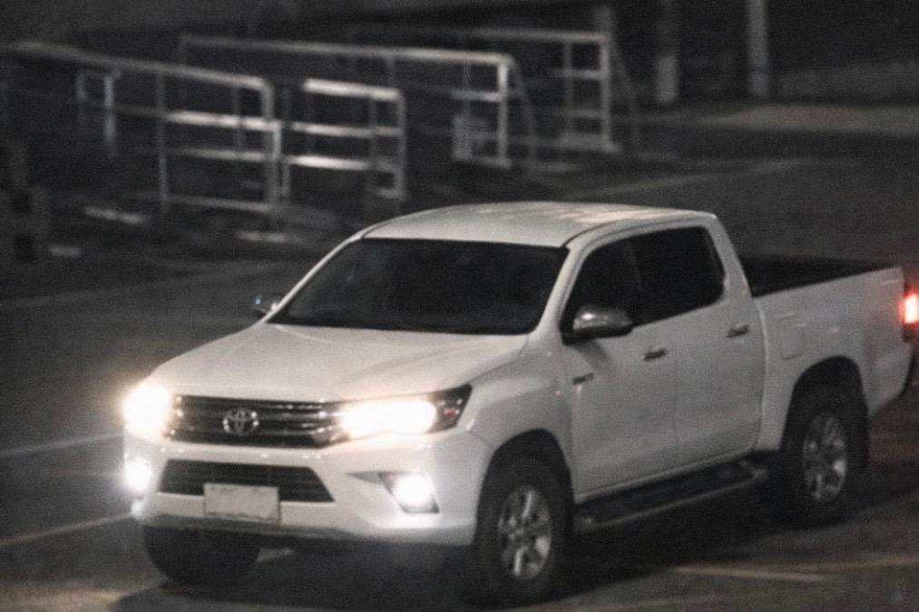 Hilux é levada de pátio de supermercado durante a madrugada em Palotina