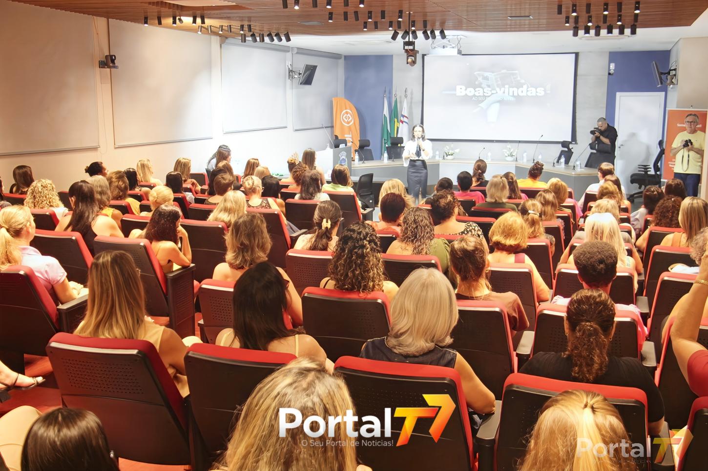 Noite de reflexão: evento na Câmara de Palotina destaca desafios das mulheres