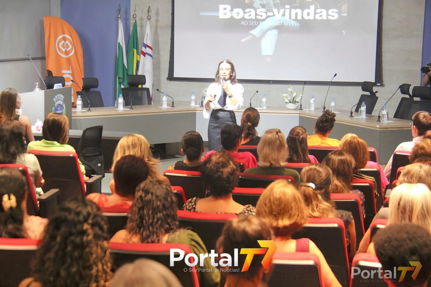 Palestrante Márcia Pizolotto provoca reflexão sobre imagem e desigualdade de gênero no “Câmara com Elas” em Palotina