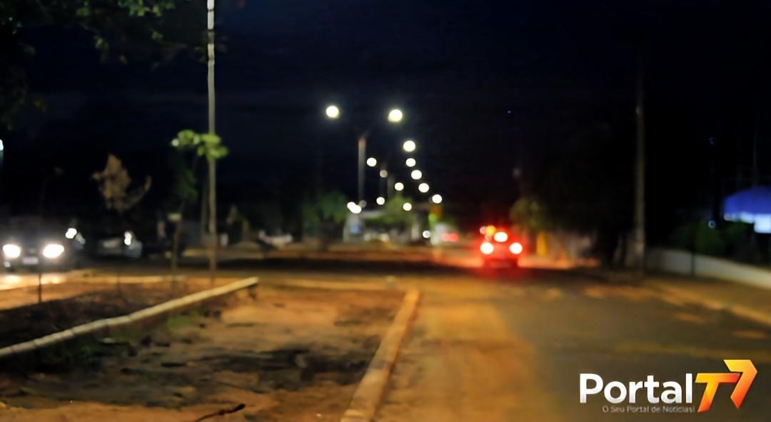 Prefeito de Terra Roxa explica atraso em obra na Avenida Leonor de Held e cobra retomada dos serviços