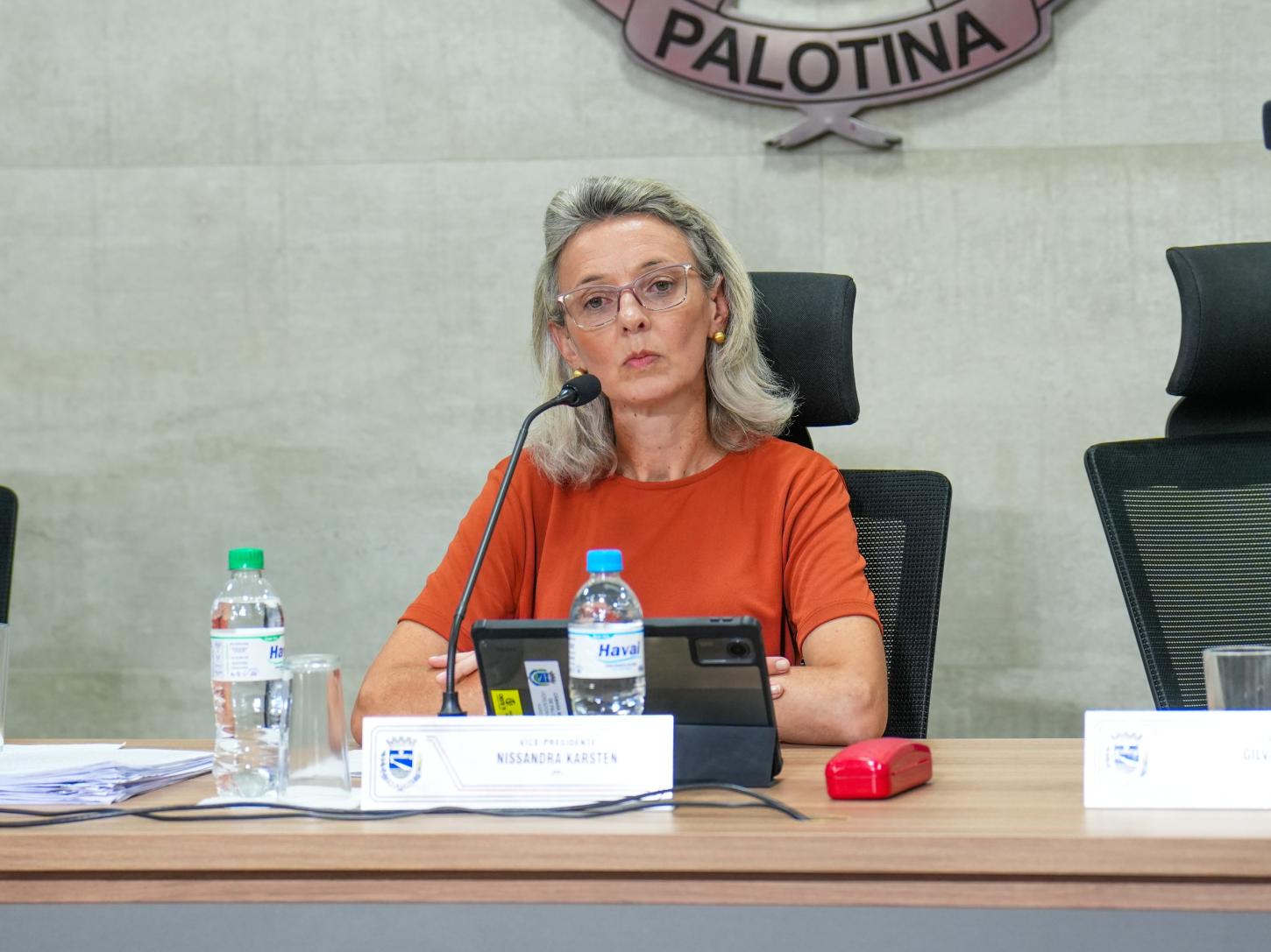 Sessão ordinária marca a primeira presidência feminina na Câmara de Palotina