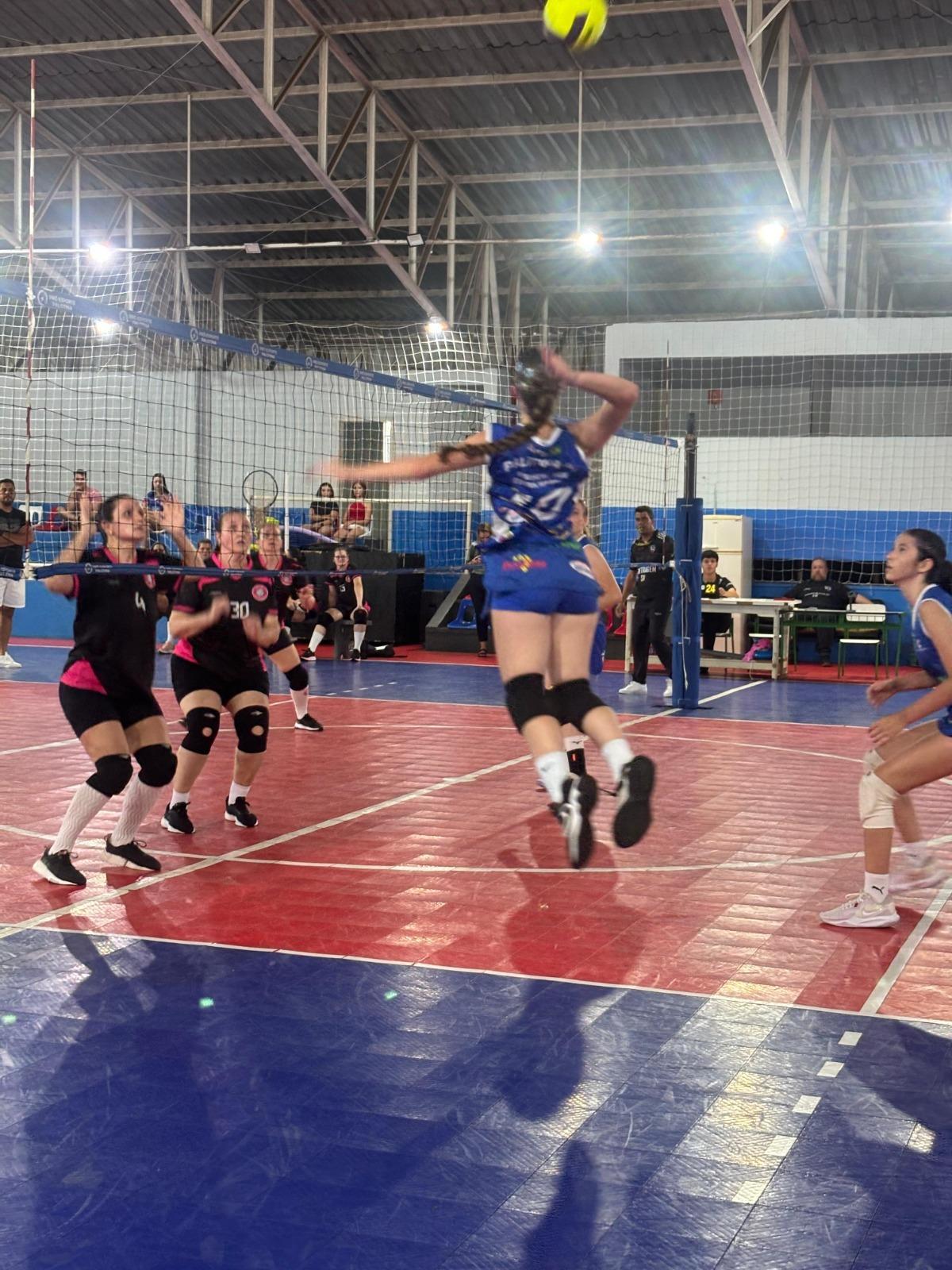 1ª Taça Oficina Concept de Voleibol Municipal 2026 tem sequência com grandes jogos em Palotina