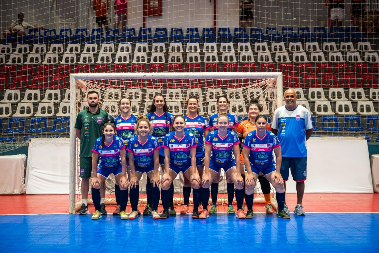 Futsal feminino de Palotina estreia no Paranaense 