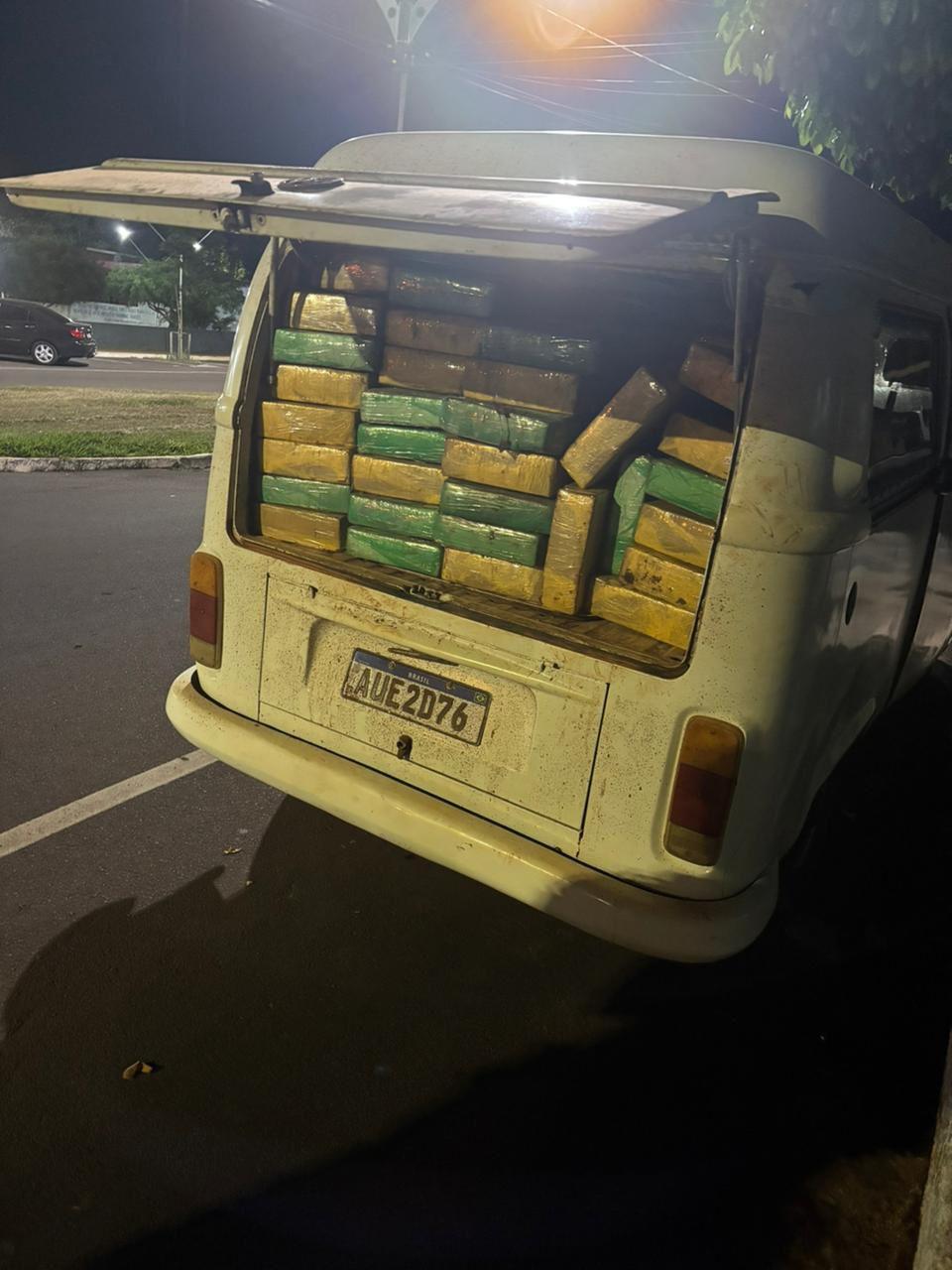 Polícia Civil apreende 560 quilos de maconha em operação no Balneário Vila Yara, em Altônia