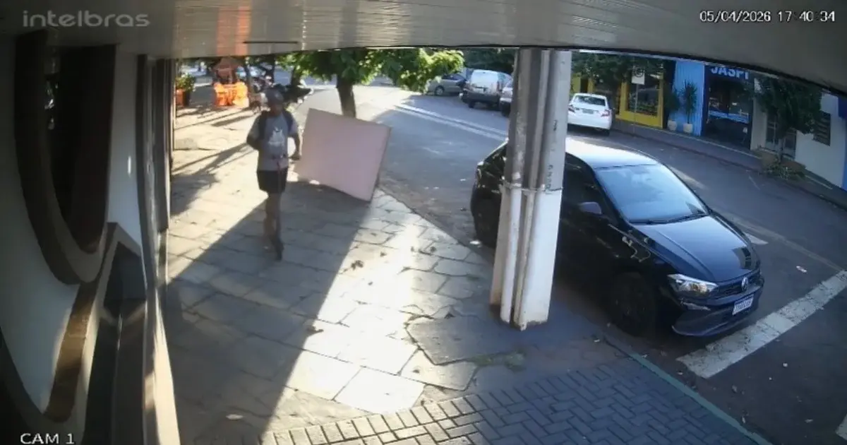 Suspeito de furto de patinete é detido por populares em Palotina