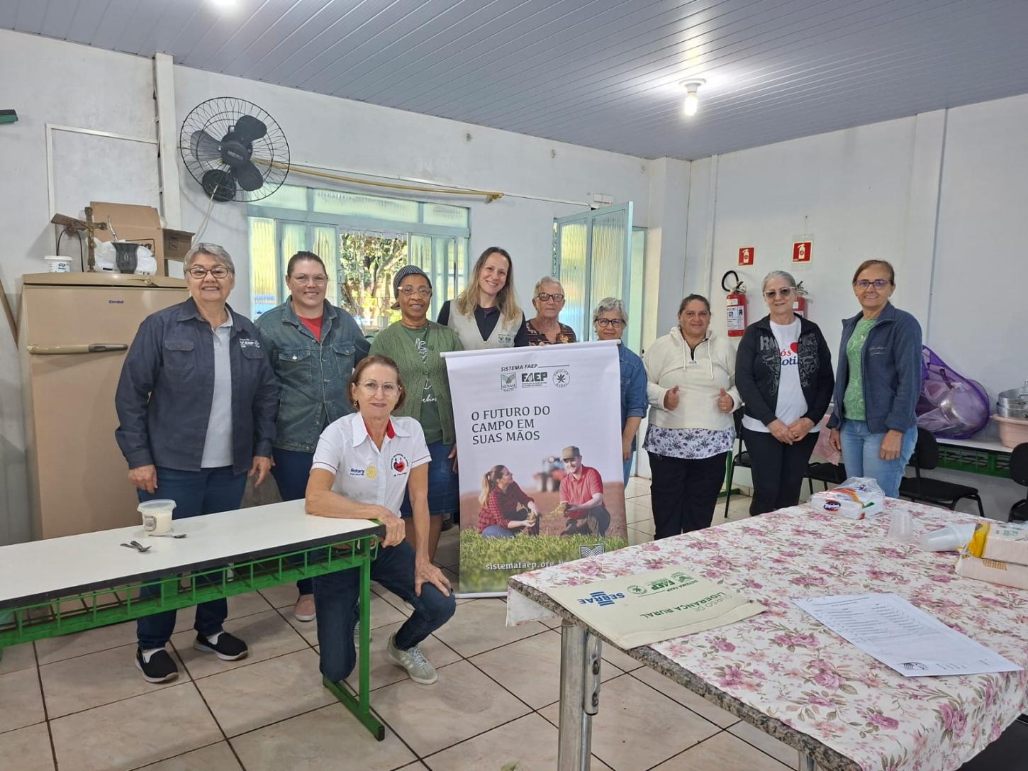 Capacitação ensina receitas à base de milho para mulheres do distrito de São Camilo