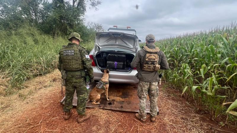 Guaíra - Motorista abandona carro com 300 quilos de maconha após fuga no interior
