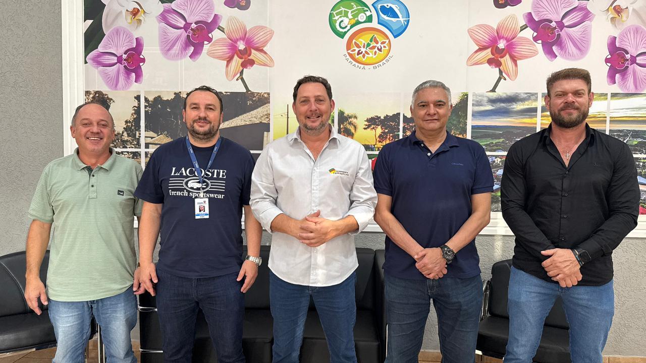 Maripá fortalece parceria com o Governo do Estado e recebe representantes da SEMIPI no gabinete municipal