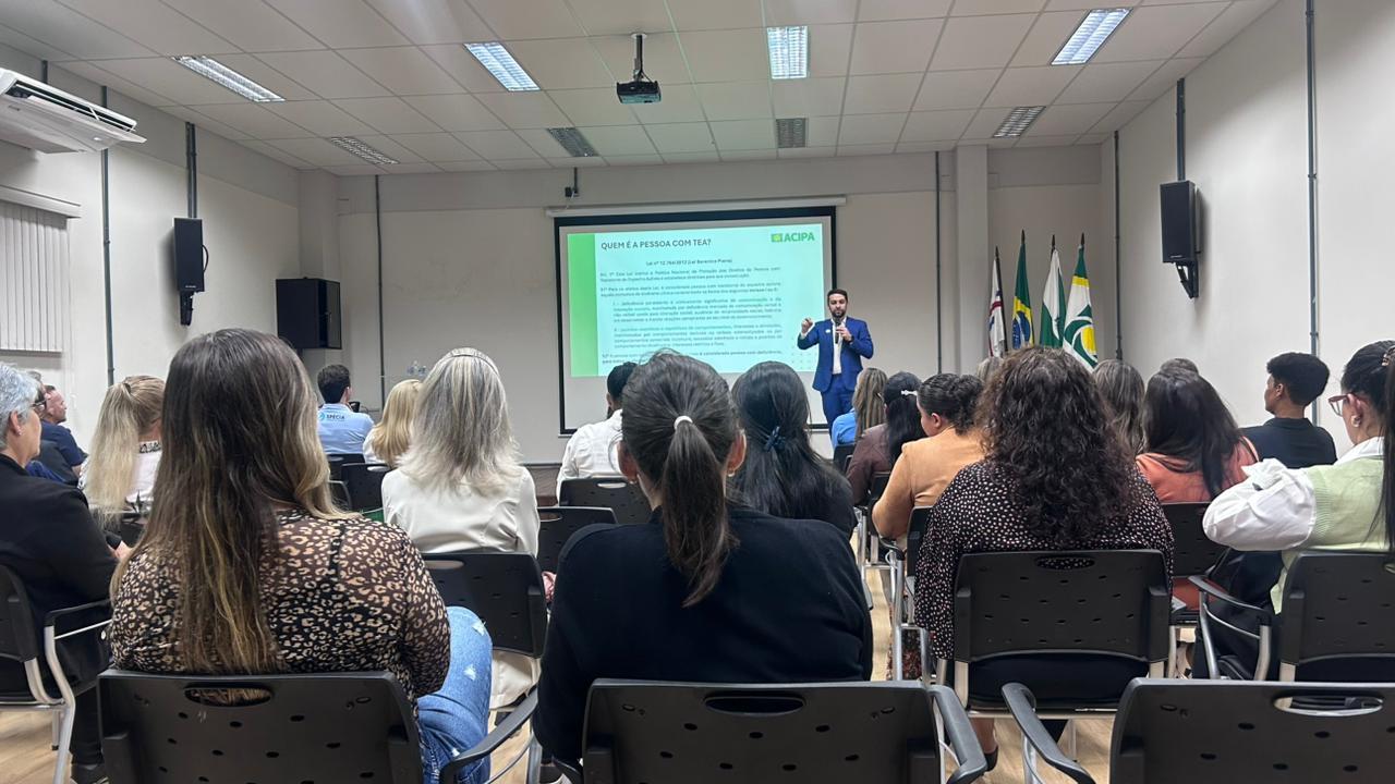 Palestra sobre autismo e inclusão produtiva promove reflexão e conscientização em Palotina