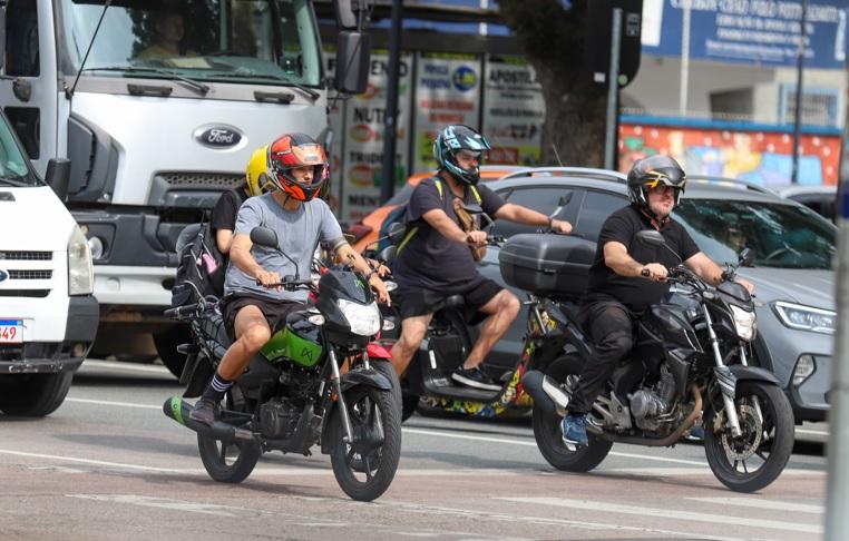 Vendas de motocicletas dobram no Paraná após isenção de IPVA, aponta associação
