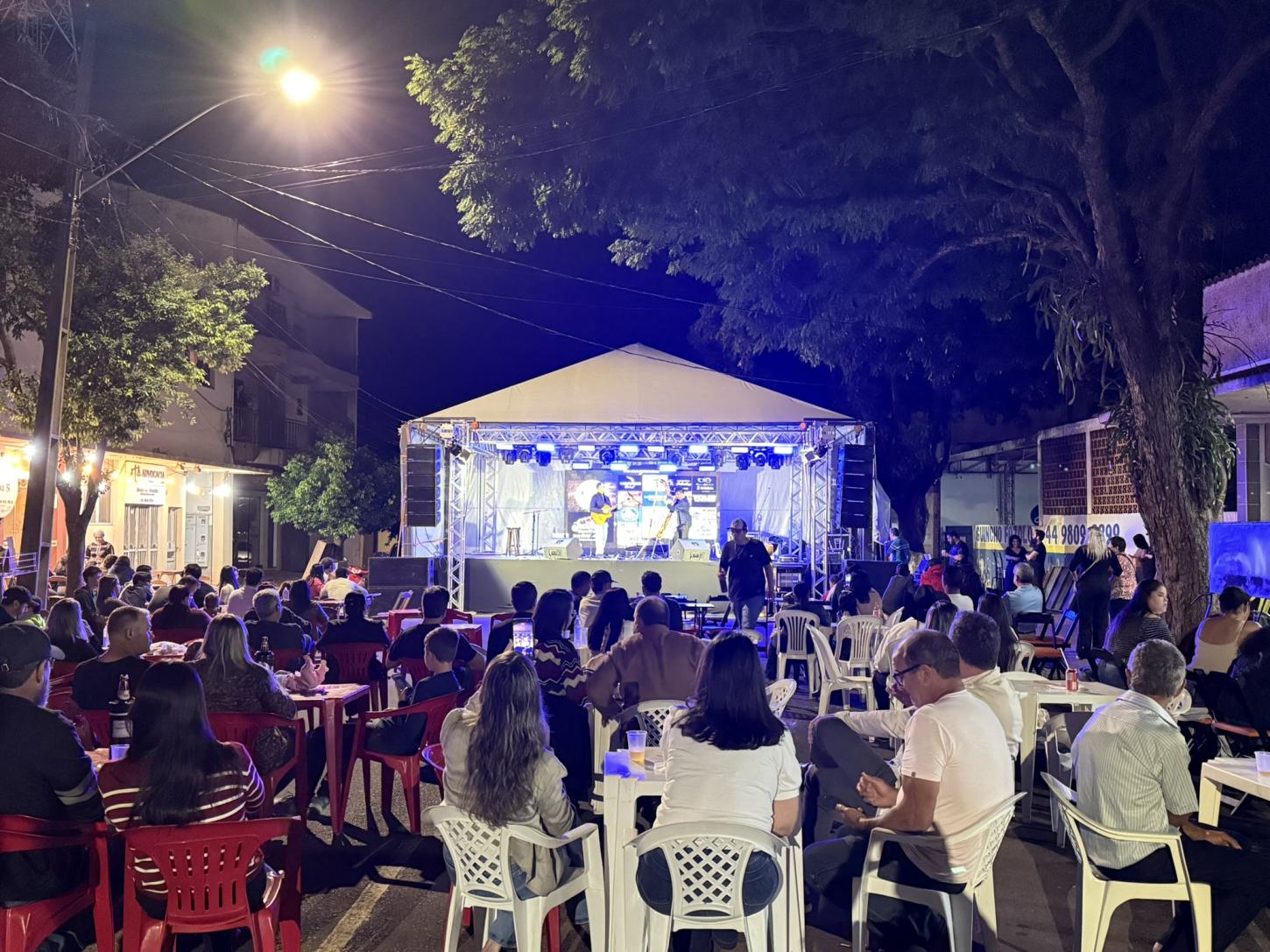1º Festival de outono de Terra Roxa celebra cultura local com sucesso