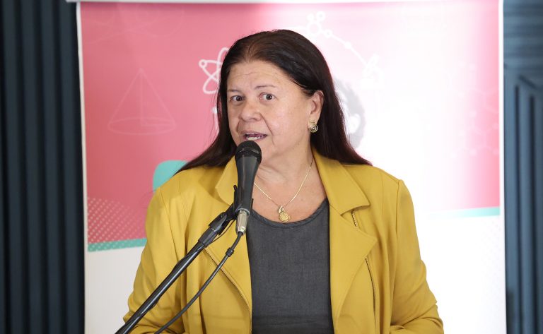 Comissão da Câmara aprova projeto de lei que obriga planos de saúde a cobrir custos de acompanhante no parto
