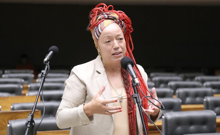 Comissão aprova punições para organizadores de eventos esportivos contra discriminação