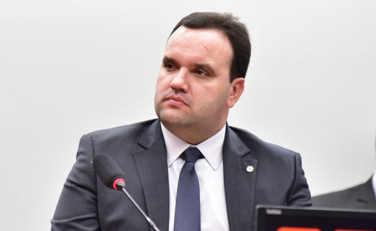 Deputado Luciano Amaral solicita ao Ministério Público Federal investigação contra Sports Media