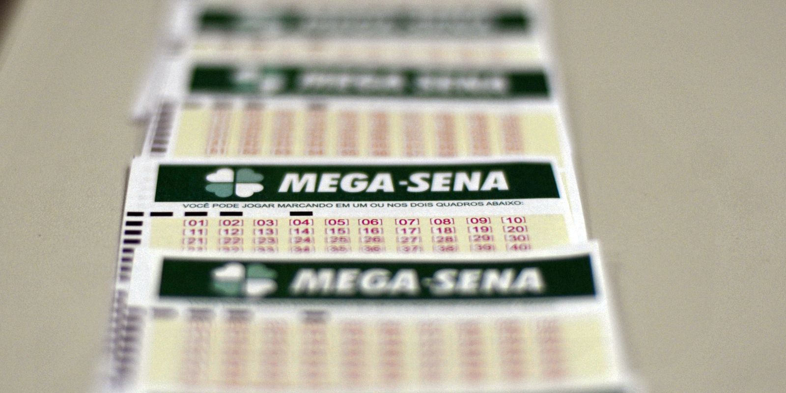 Mega-Sena acumula para R$ 27 milhões após ninguém acertar o prêmio principal