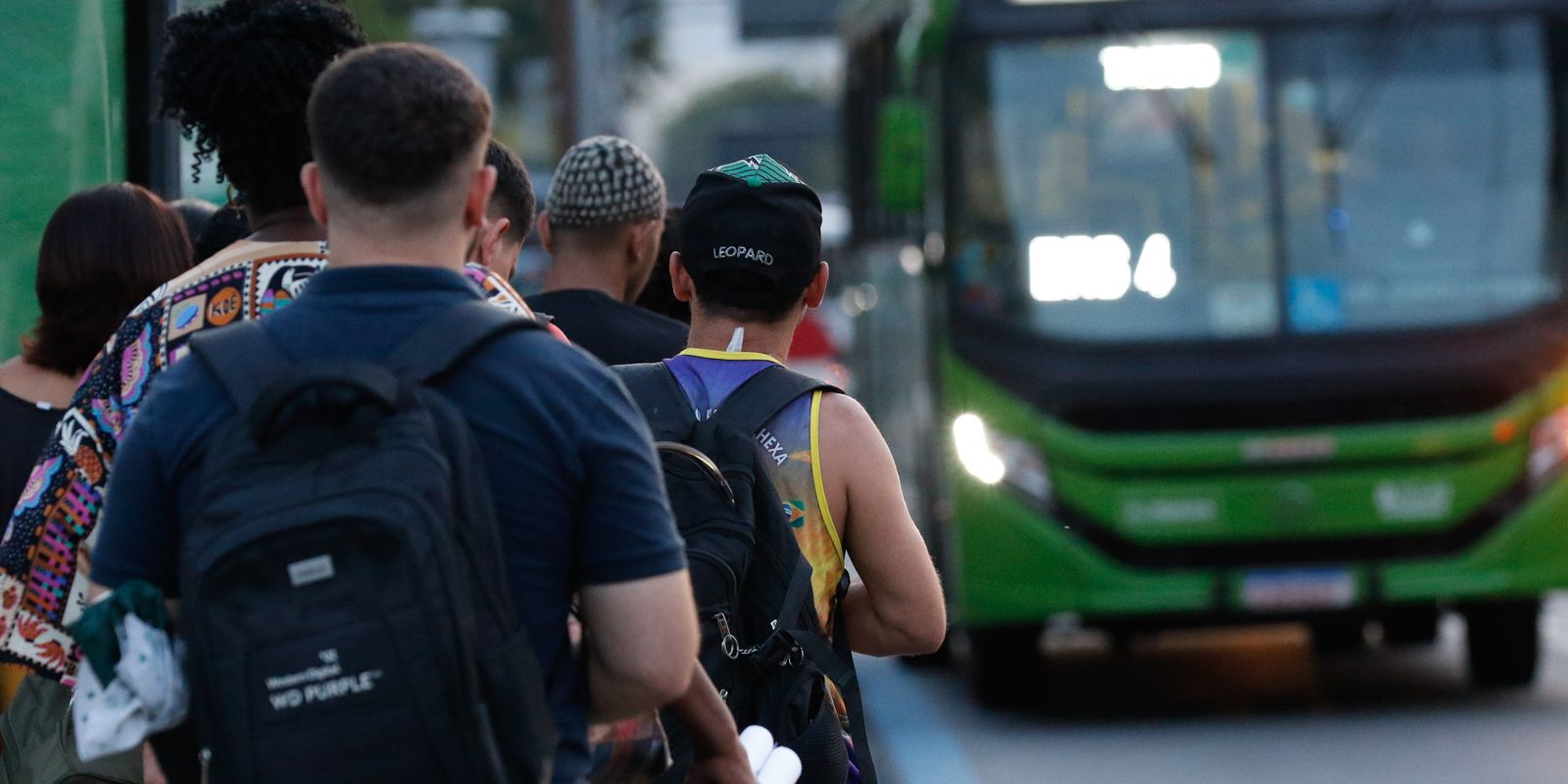 Rodoviários do Rio de Janeiro iniciam greve por melhores condições