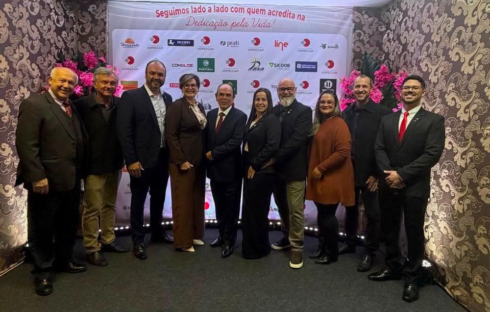 Palotina participa das comemorações pelos 35 anos da Uopeccan e reforça avanços para implantação de unidade no município