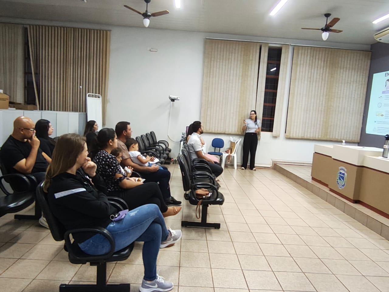 Palotina: Secretaria de Saúde promove palestra sobre alimentação na gravidez para gestantes