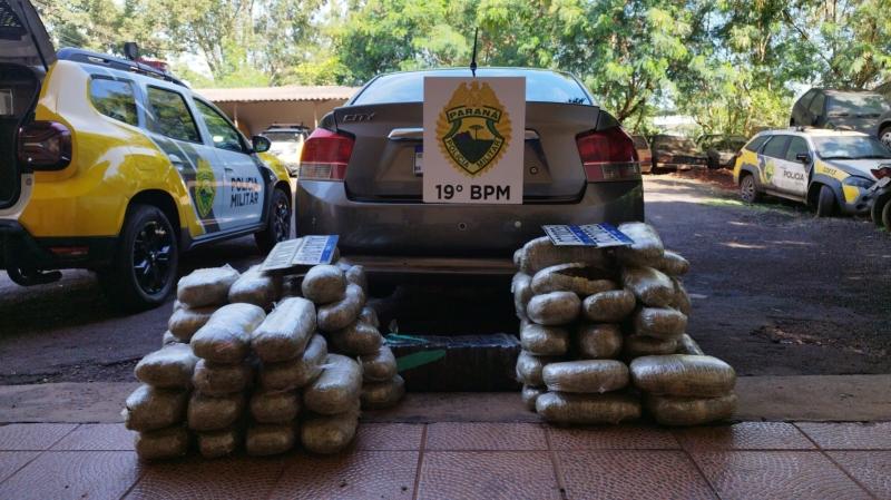 PM de Guaíra detém homem transportando 138 kg de maconha na BR-272