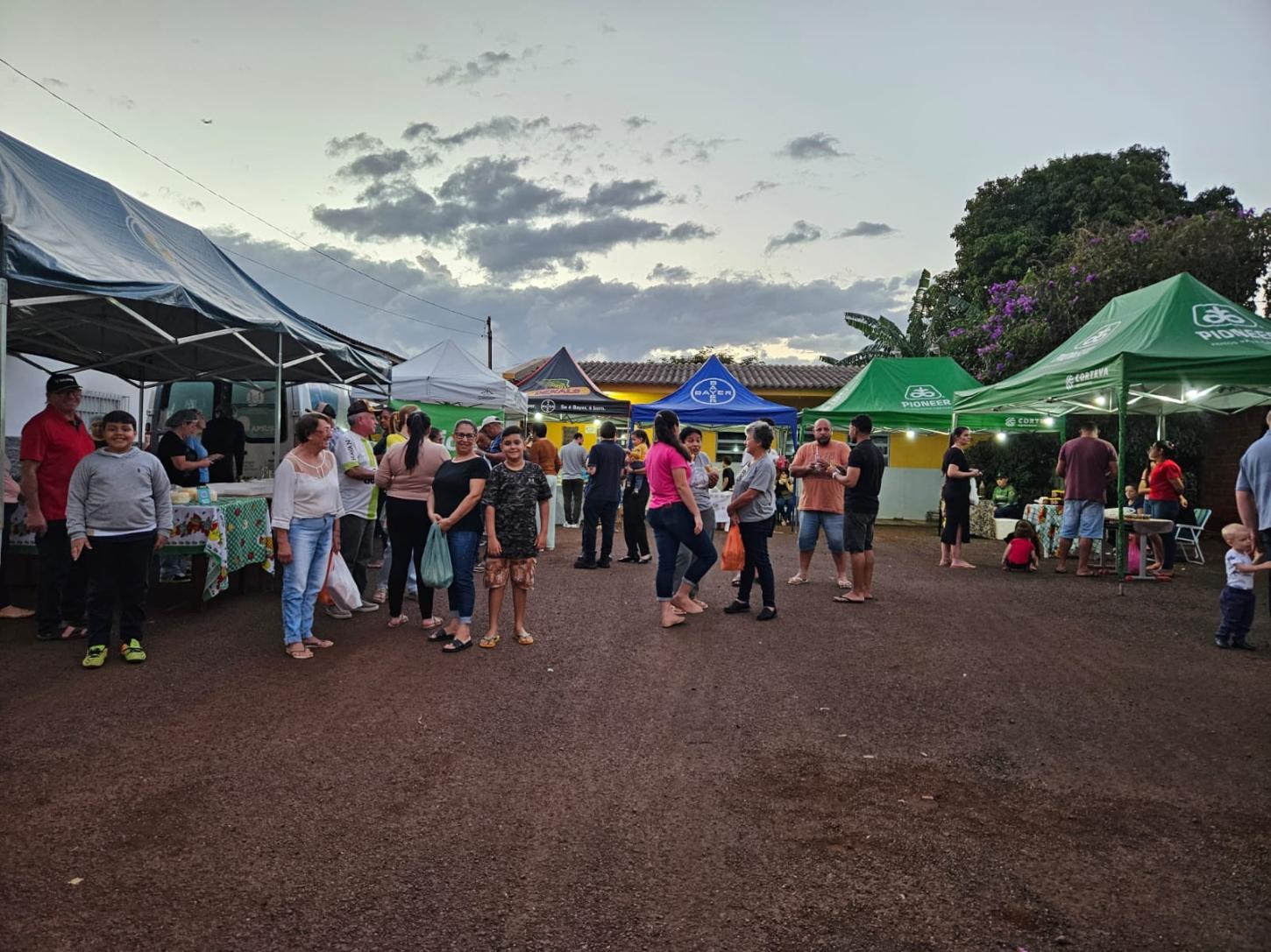 1ª Feira do Produtor incentiva educação financeira e empreendedorismo entre alunos em Santa Rita