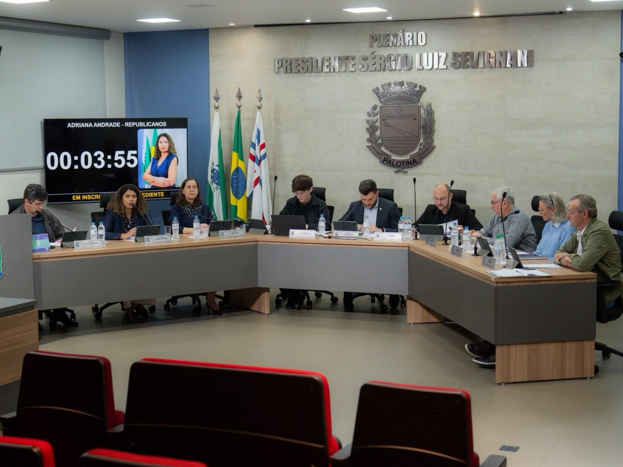 Câmara de Palotina aprova projetos nas áreas da saúde, infraestrutura e desenvolvimento urbano durante a 24ª Sessão Ordinária