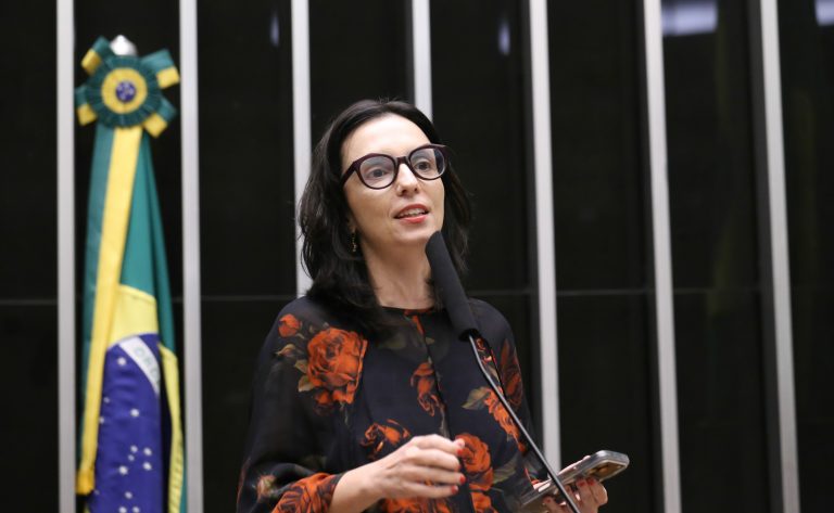 Comissão de Saúde da Câmara dos Deputados aprova teleatendimento psicológico para comunidades escolares