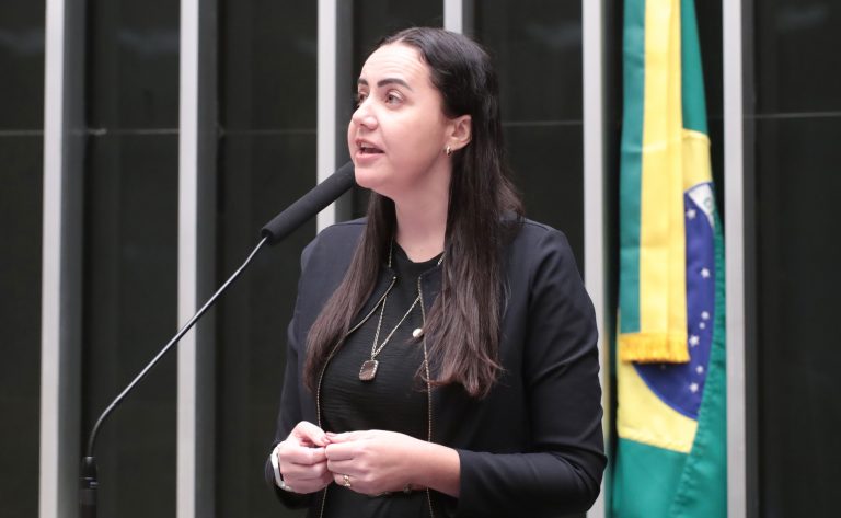 Comissão da Câmara aprova proposta que altera o ECA sobre notificação de trabalho infantil por escolas