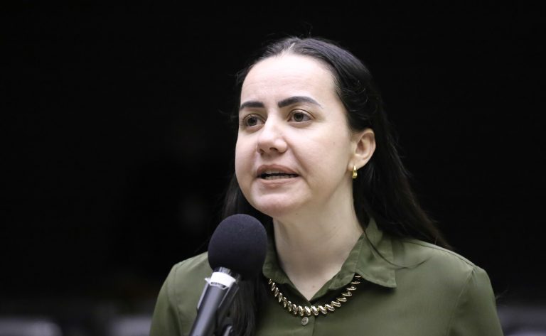 Câmara avança em projeto para prevenir violência e discriminação contra estudantes com deficiência