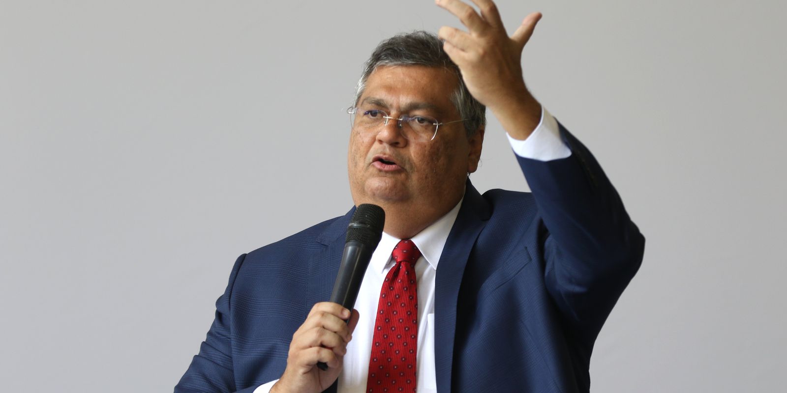 STF determina bloqueio de bens de Valdemar Costa Neto por suspeitas em emendas